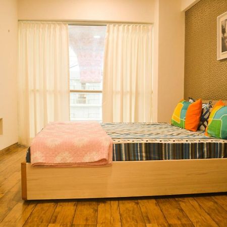 Homestays At Rajhans Belliza Near Airport Surat Ngoại thất bức ảnh